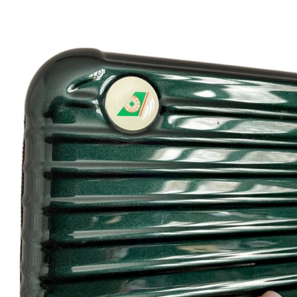 Rimowa for EVA Air Hard Amenities Case - great for makeup! - Picture 2 of 10